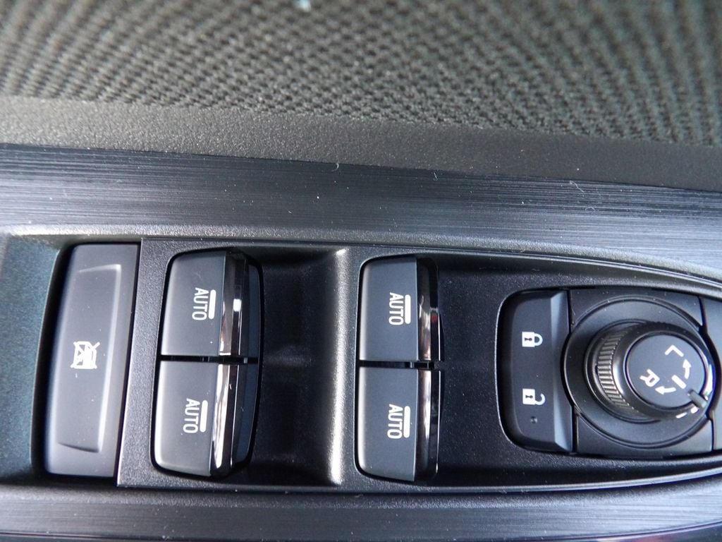 2026 Subaru Outback Limited - Photo 10