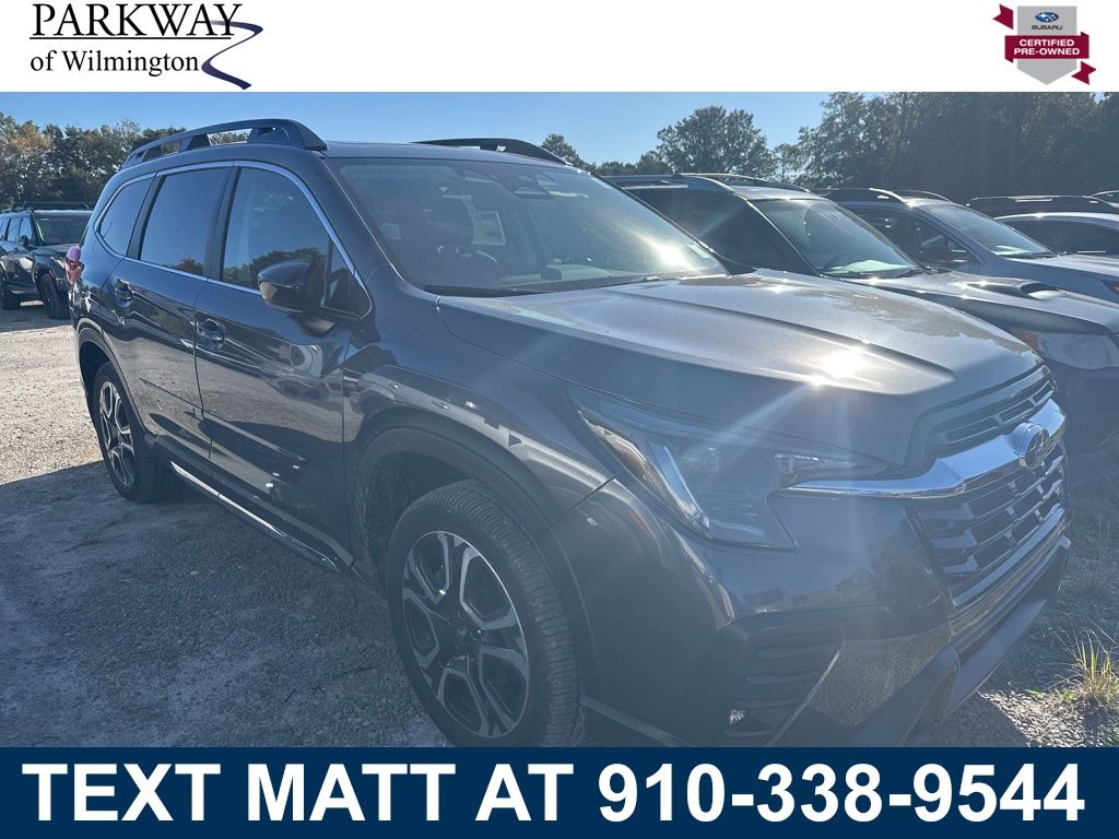 2025 Subaru Ascent Limited's photo