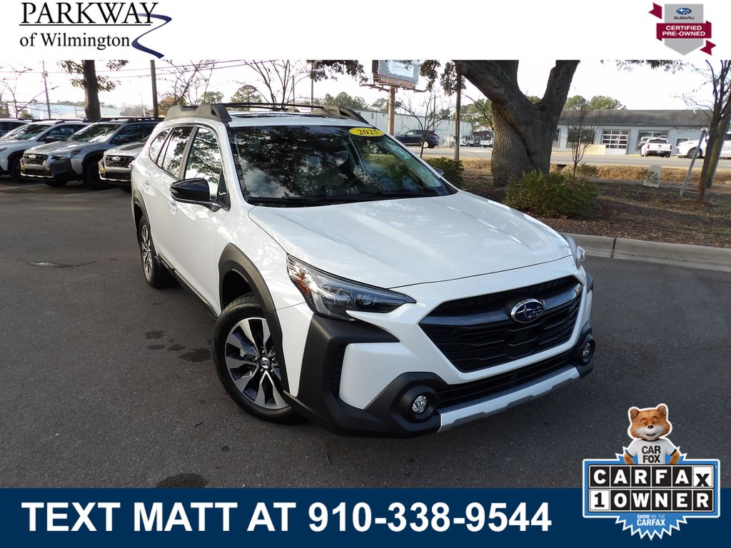 2025 Subaru Outback Limited's photo