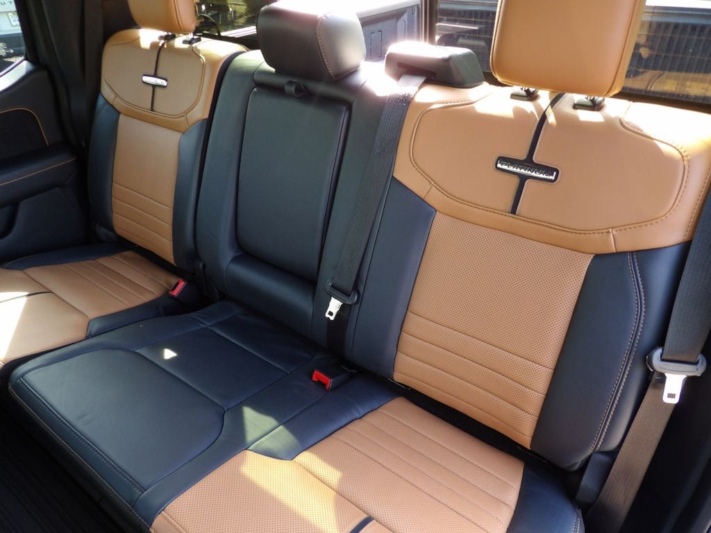2023 Ford F-150 Platinum - Photo 29