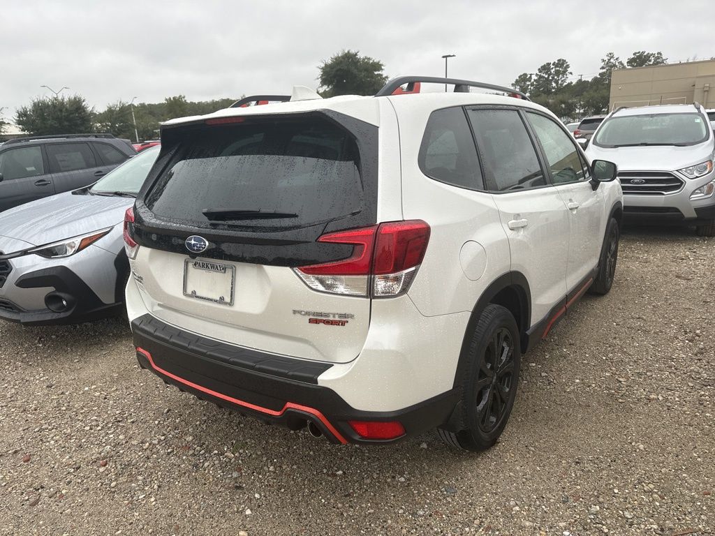 2023 Subaru Forester Sport photo 4