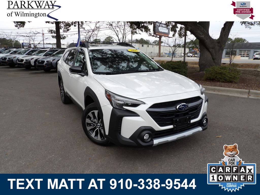 2025 Subaru Outback Limited's photo