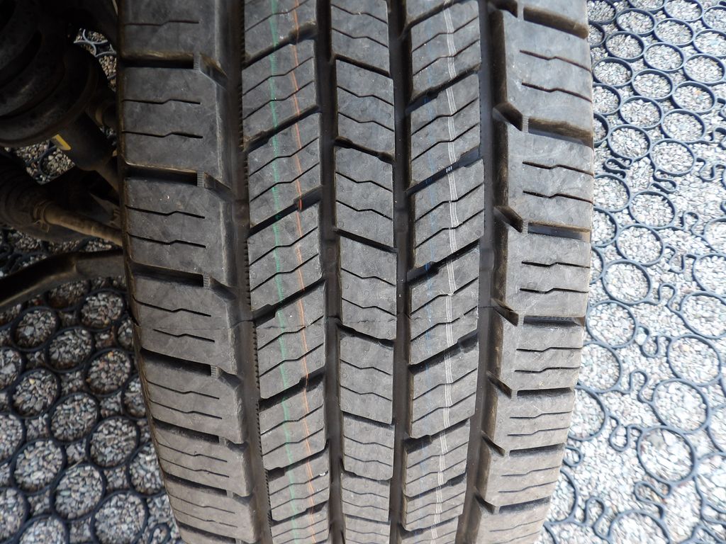 2024 Toyota Tundra Limited - Photo 33