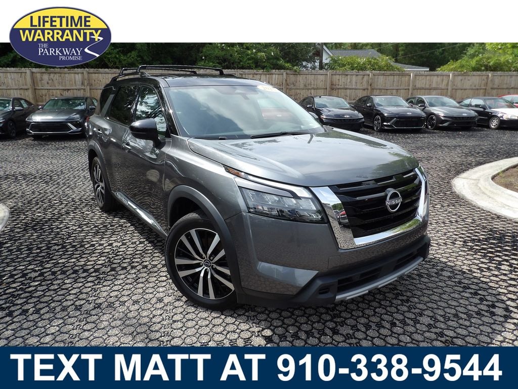 Used 2025 Nissan Pathfinder Platinum SUV
