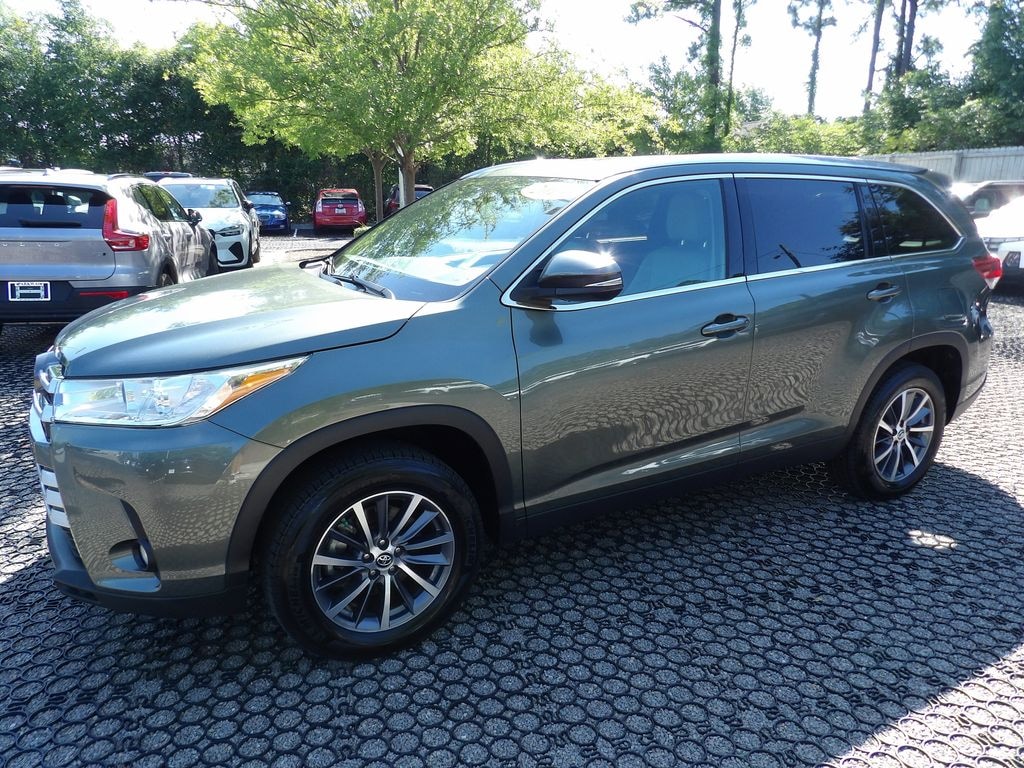 Used 2019 Toyota Highlander XLE SUV