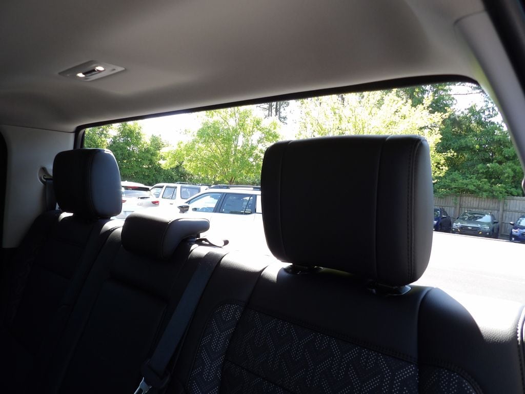 2024 Toyota Tundra Limited - Photo 28