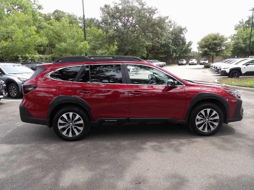 2023 Subaru Outback Limited photo 4