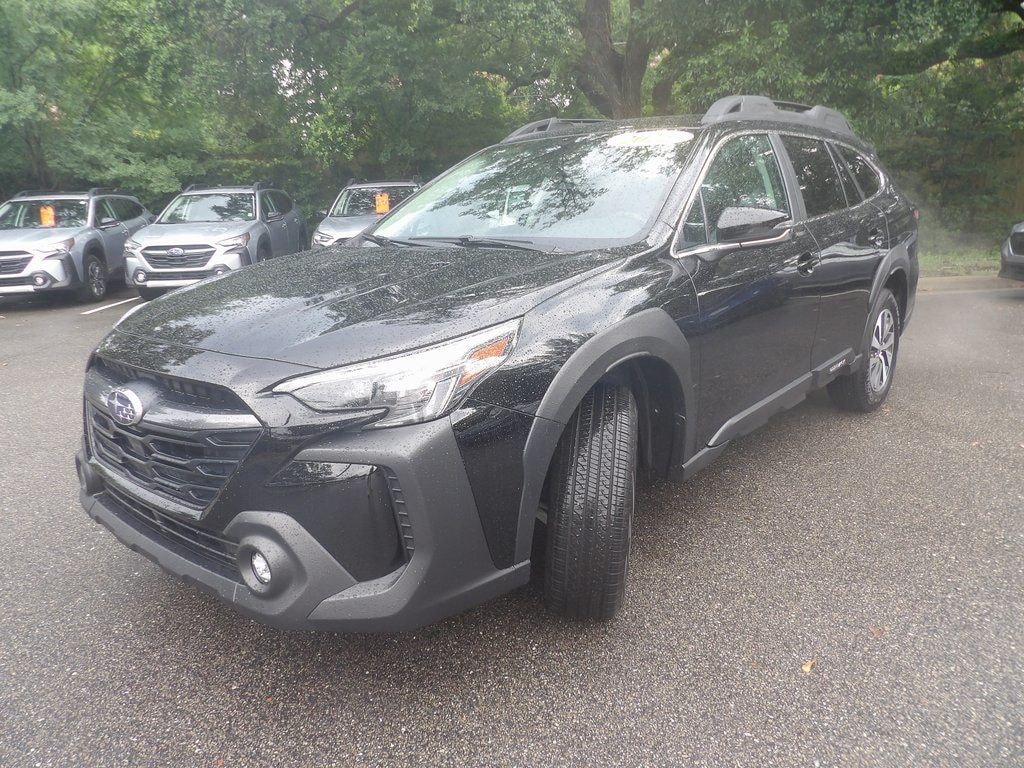 Used 2025 Subaru Outback Premium SUV