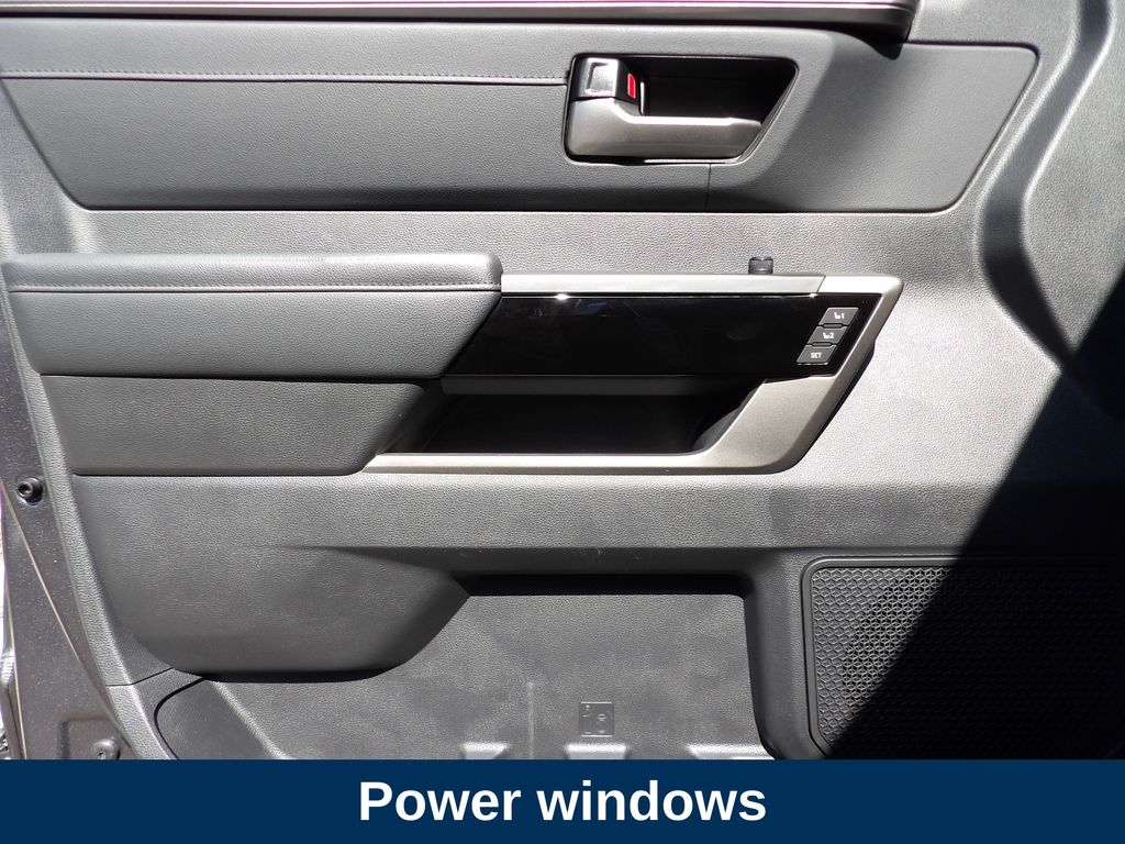 2024 Toyota Tundra Limited - Photo 10