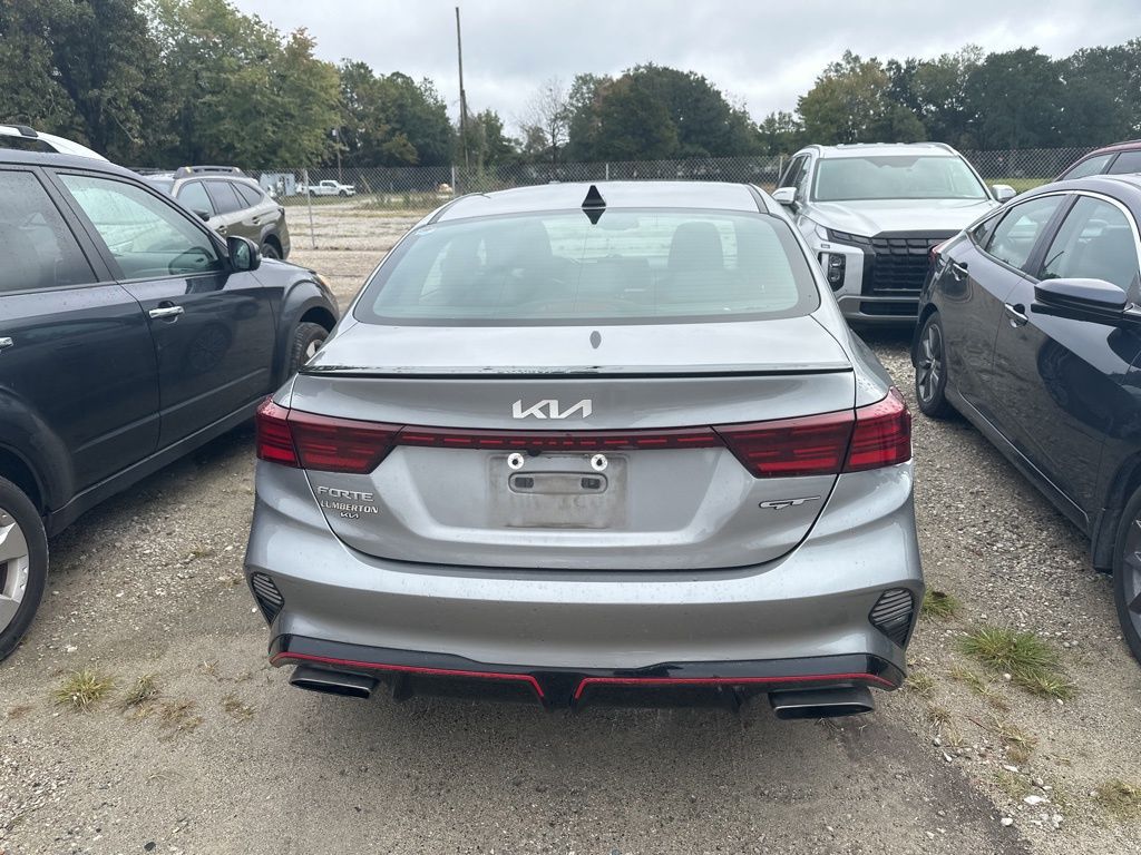 2022 Kia Forte GT photo 4