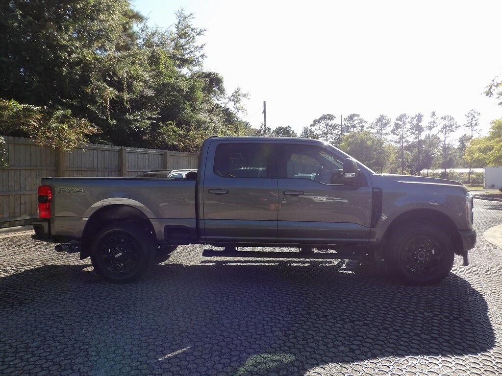 2024 Ford F-250 photo 2