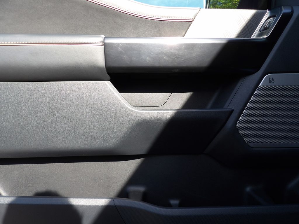 2023 Ford F-150 Platinum - Photo 10