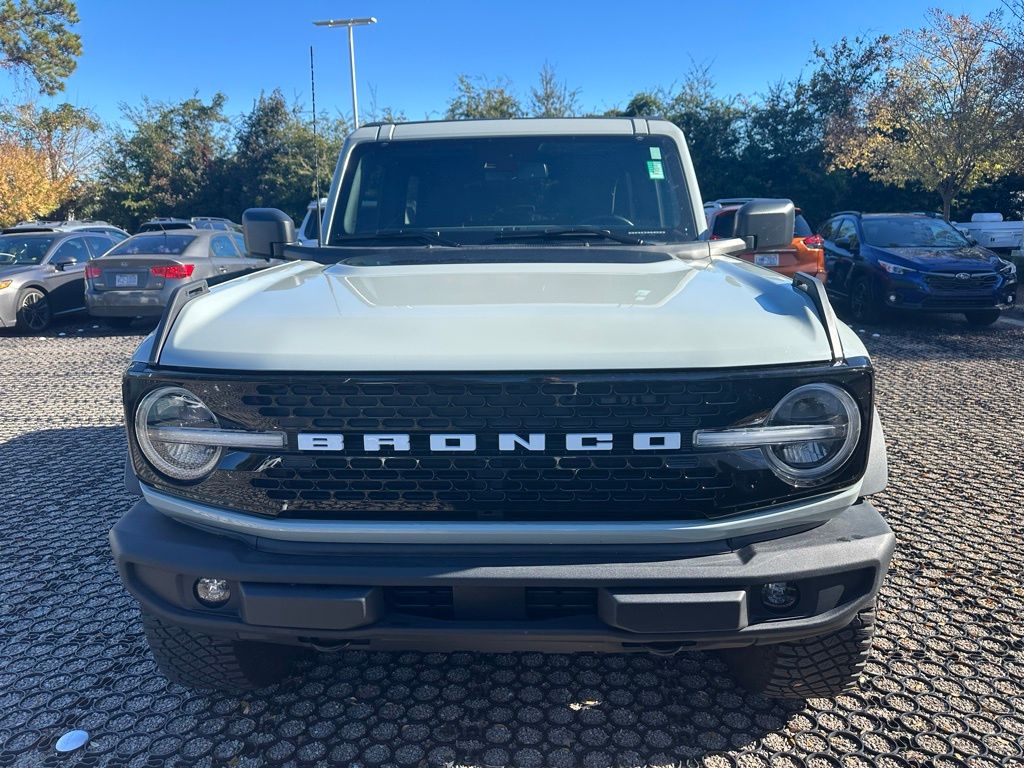 2022 Ford Bronco Wildtrak photo 2