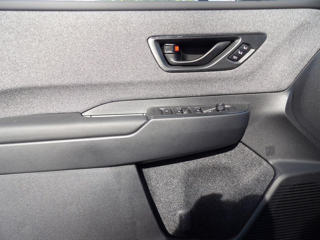 2026 Subaru Outback Limited - Photo 9