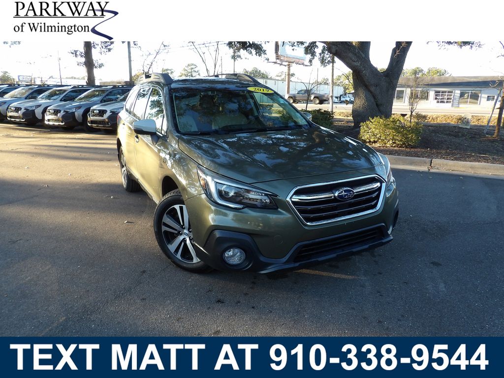2019 Subaru Outback Limited's photo