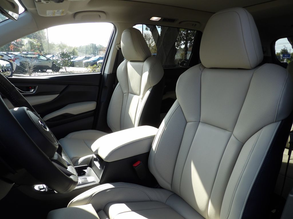 2026 Subaru Ascent Limited - Photo 14