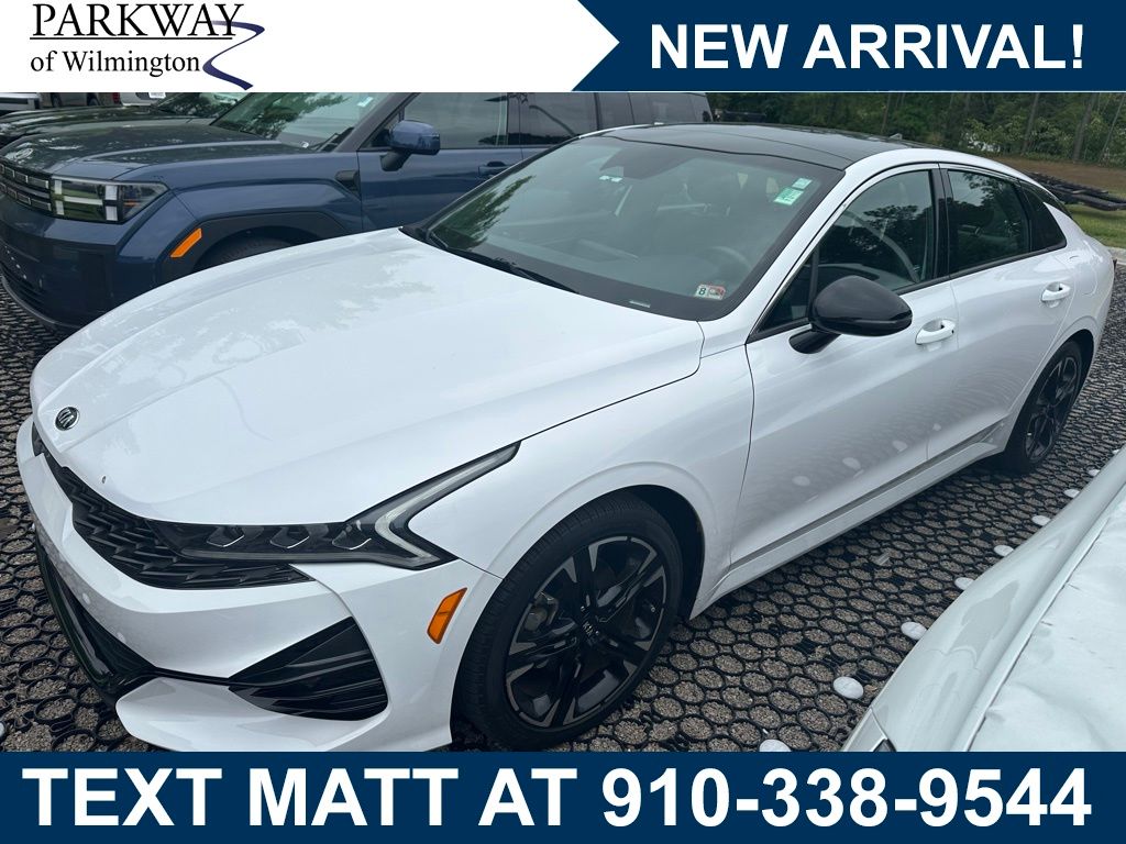 2021 Kia Optima GT-Line AWD's photo
