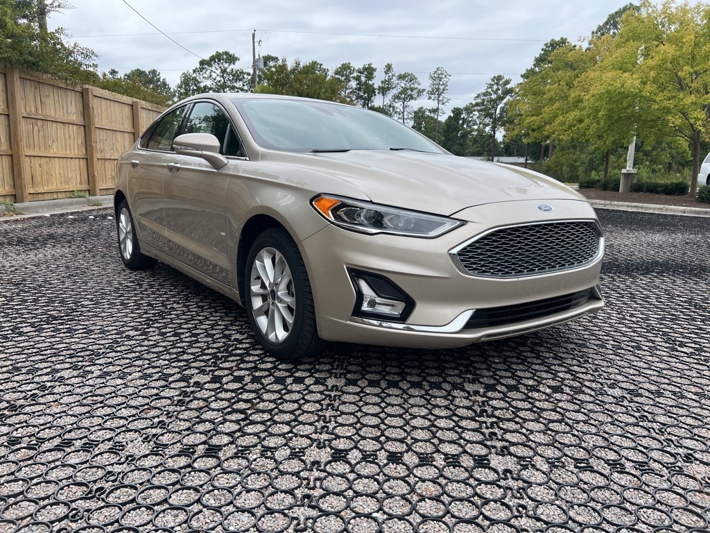 Used 2019 Ford Fusion Energi Titanium with VIN 3FA6P0SU2KR213210 for sale in Wilmington, NC