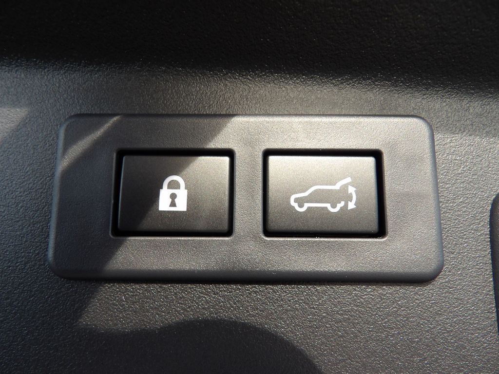 2026 Subaru Outback Limited - Photo 27