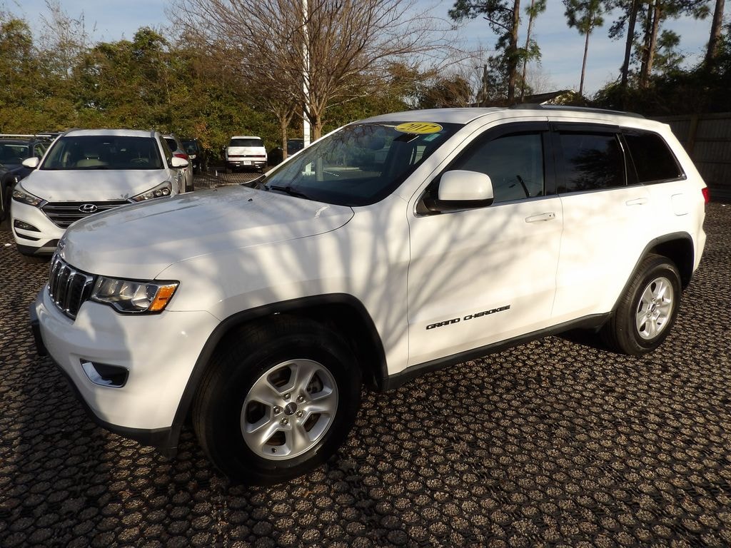 Used 2017 Jeep Grand Cherokee Laredo SUV