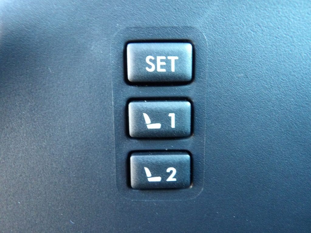 2026 Subaru Ascent Limited Bronze Edition - Photo 11