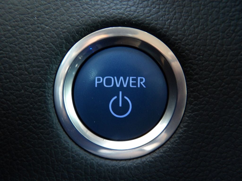 2024 Toyota Tundra Limited - Photo 21