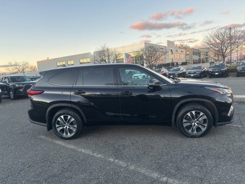 Certified 2021 Toyota Highlander XLE SUV