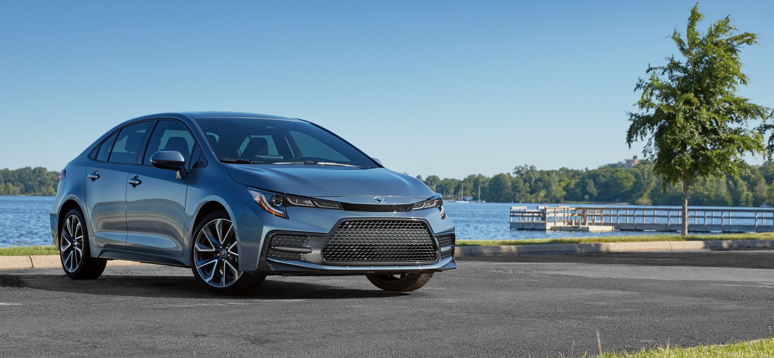 2020-Toyota-Corolla-XSE-Sedan-L07.jpeg