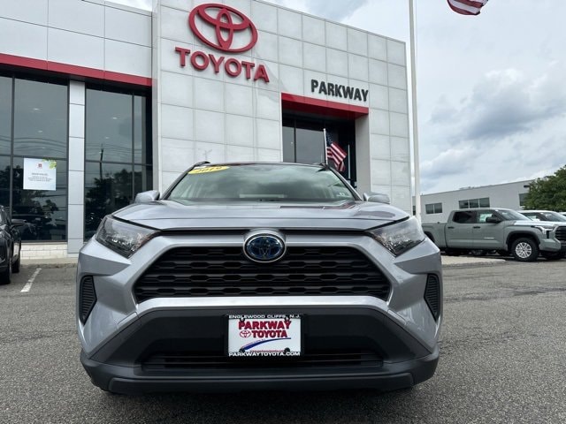 Used 2019 Toyota RAV4 LE with VIN JTMMWRFV1KD016503 for sale in Englewood, NJ