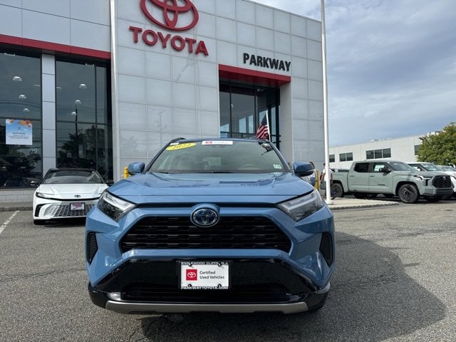 Certified 2022 Toyota RAV4 SE with VIN JTM16RFVXND058899 for sale in Englewood, NJ