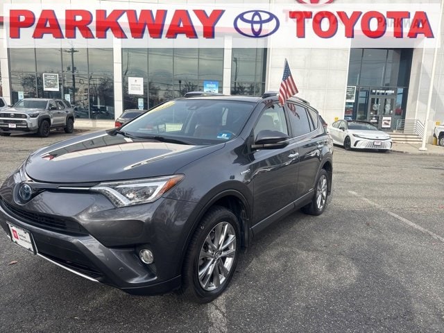 2016 Toyota RAV4 Limited's photo