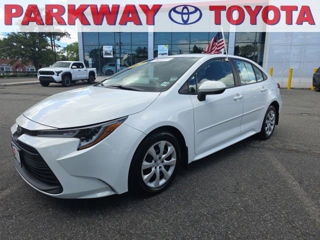 2023 Toyota Corolla LE CVT's photo