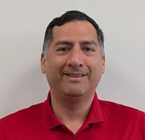Staff member Steven Aguilar from ID_003287c3ff43