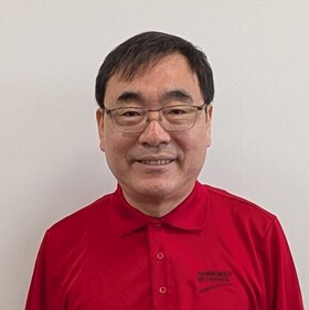 Staff member Kenny Lee from ID_003287c3ff43