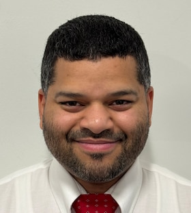 Staff member Jonathan Nin from ID_c74825ac89ab