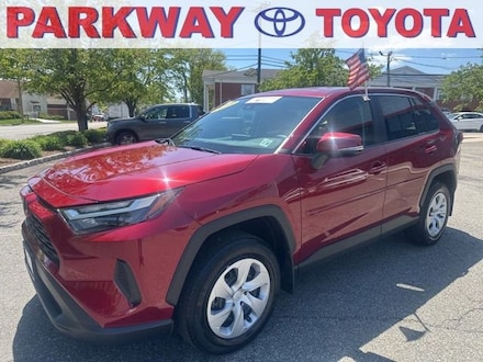 Used 2025 Toyota RAV4 LE SUV for Sale in Englewood Cliffs, NJ