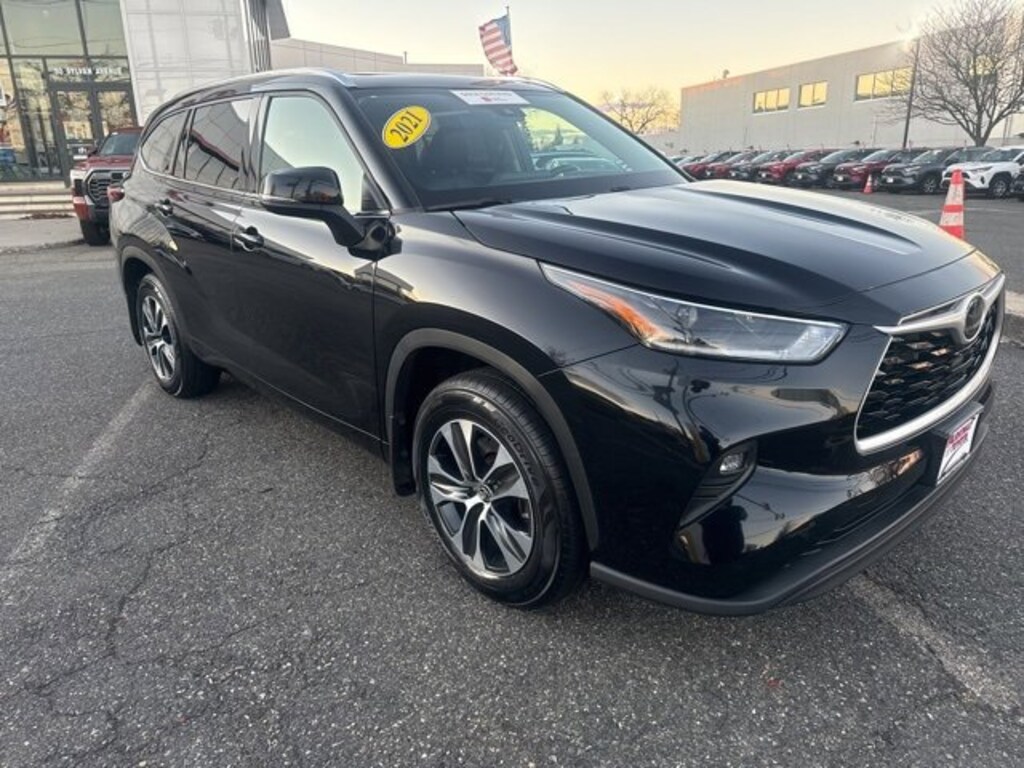 Certified 2021 Toyota Highlander XLE SUV