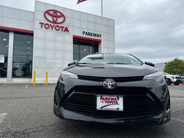 Used 2019 Toyota Corolla LE with VIN 2T1BURHE6KC154755 for sale in Englewood, NJ