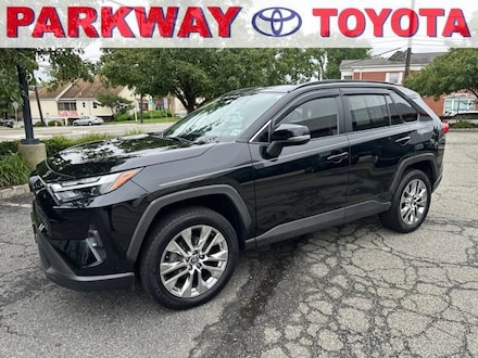 Used 2023 Toyota RAV4 XLE Premium SUV for Sale in Englewood Cliffs, NJ