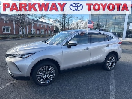 Used 2024 Toyota Venza Limited SUV for Sale in Englewood Cliffs, NJ