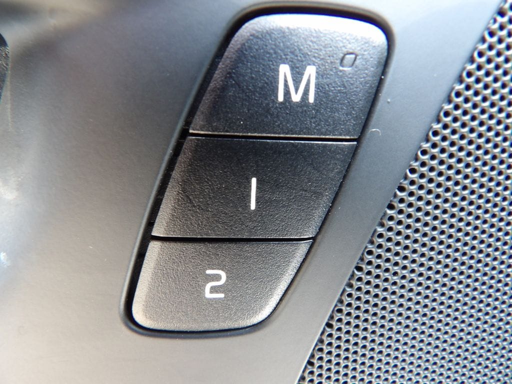 2025 Volvo S60 Core - Photo 15