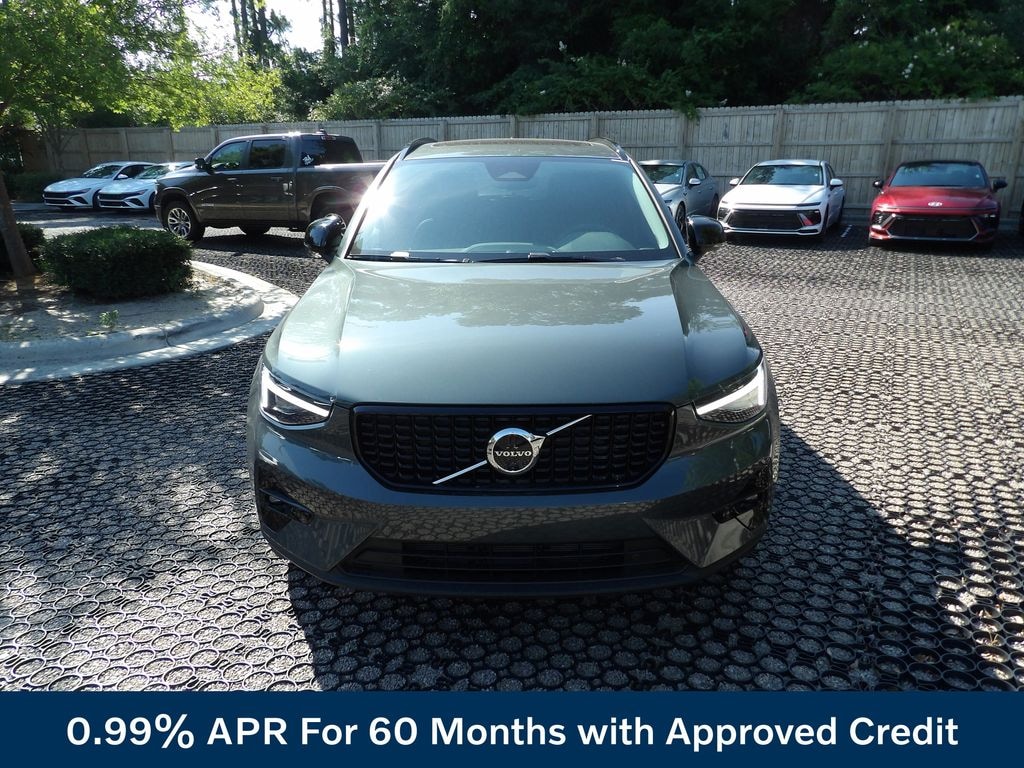 New 2026 Volvo XC40 B5 Plus SUV