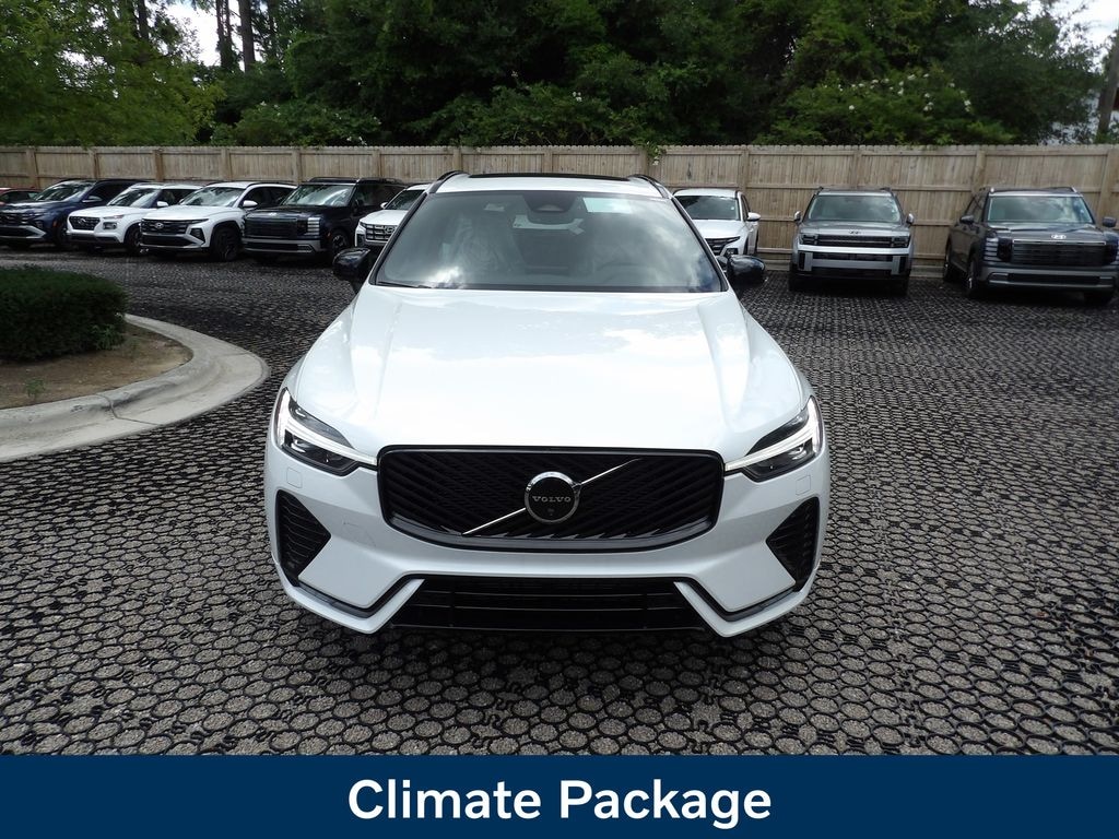 New 2026 Volvo XC60 B5 Plus SUV