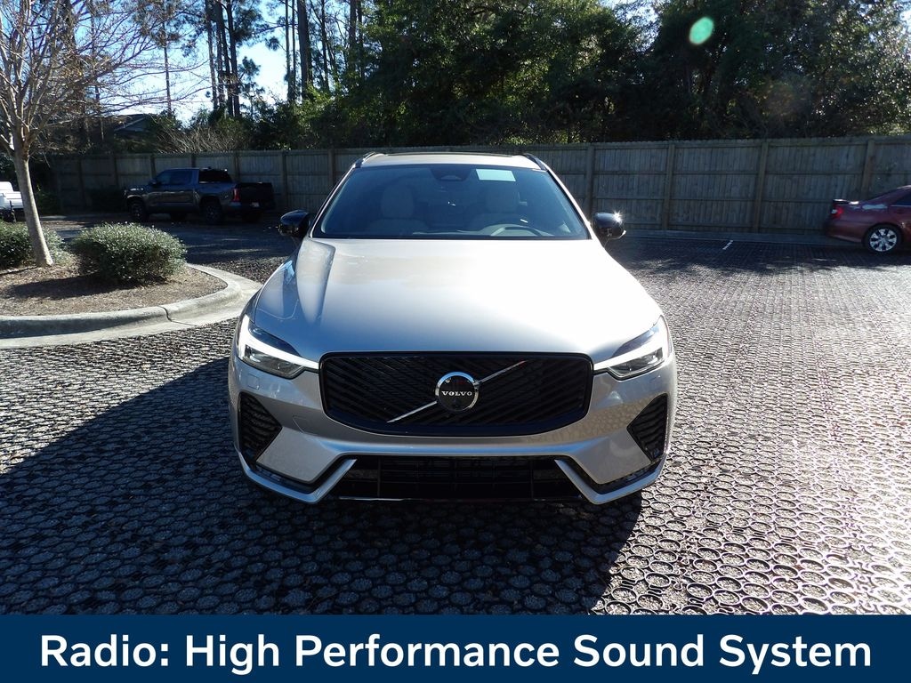 New 2026 Volvo XC60 B5 Plus SUV
