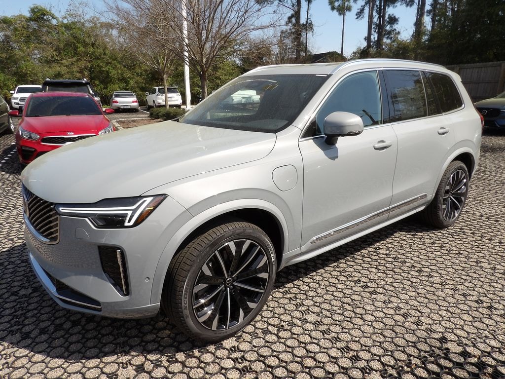 New 2026 Volvo XC90 plug-in hybrid T8 Plus 7-Seater SUV