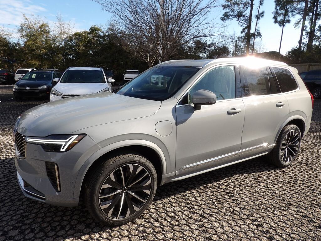 New 2026 Volvo XC90 plug-in hybrid T8 Ultra 7-Seater SUV