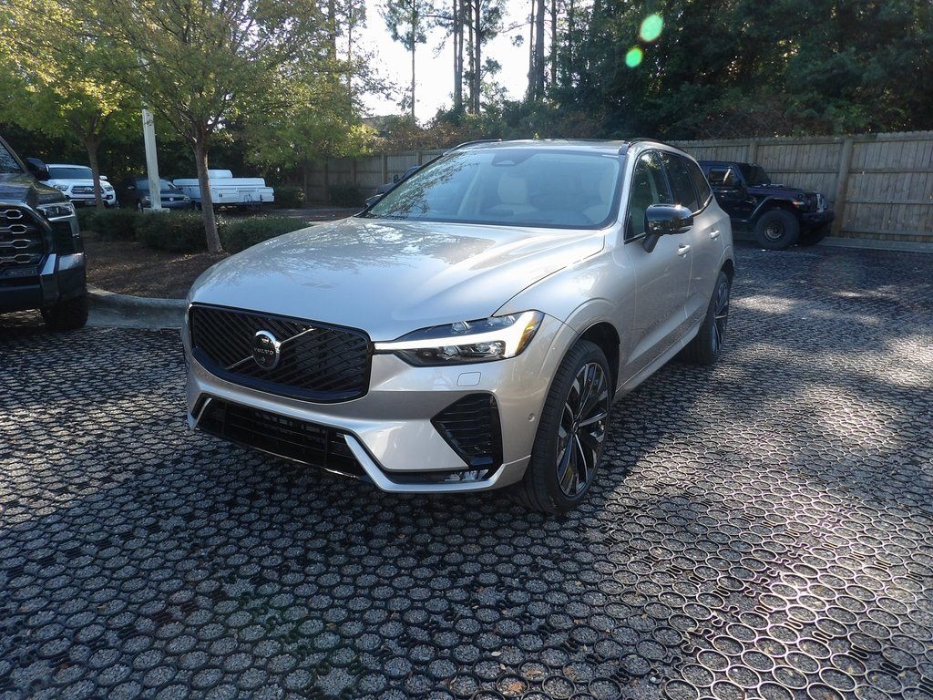 New 2026 Volvo XC60 B5 Ultra SUV