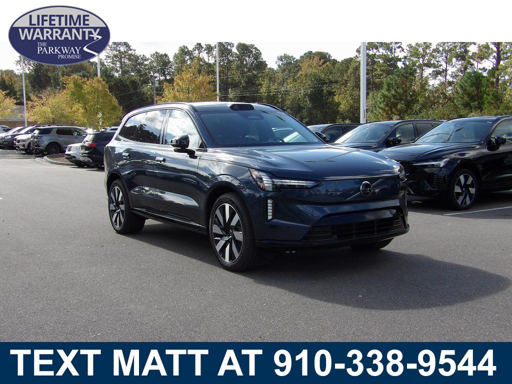 2025 Volvo EX90 Ultra's photo