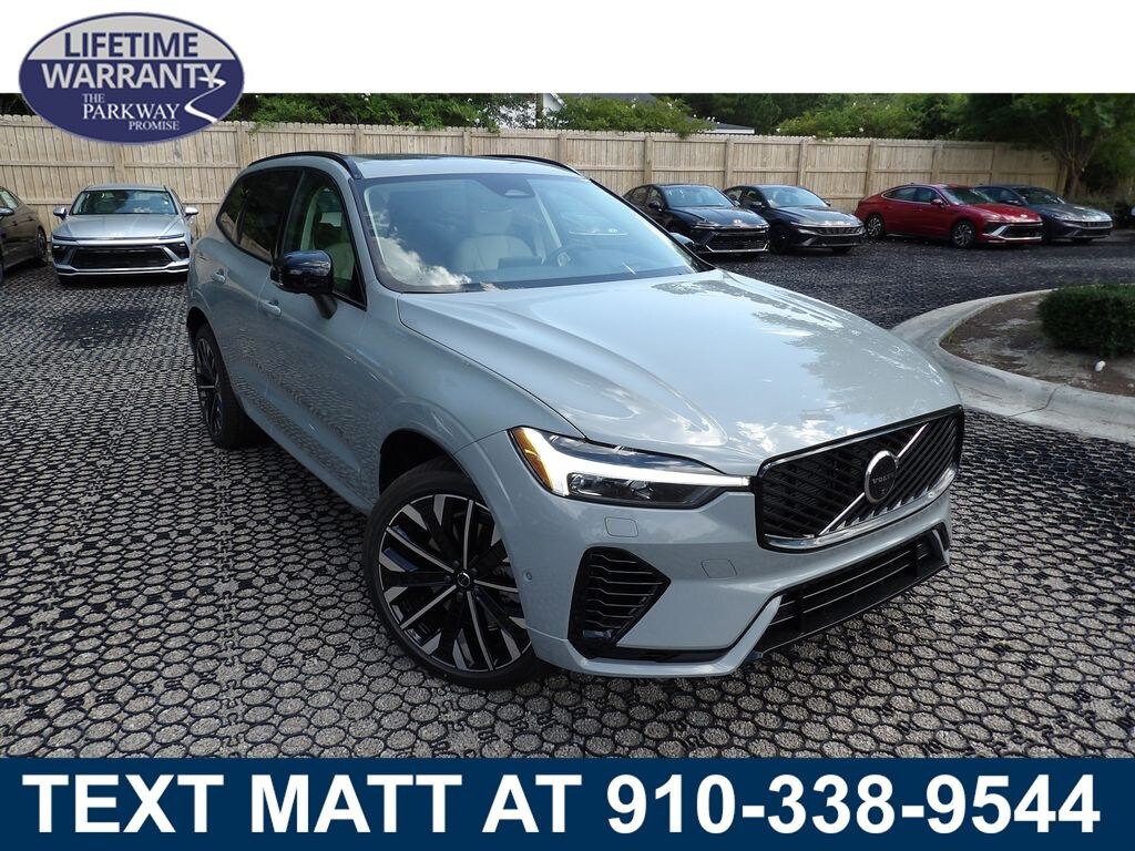 New 2026 Volvo XC60 plug-in hybrid T8 Ultra SUV