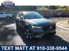 2026 Volvo XC40 B4 Plus FWD SUV